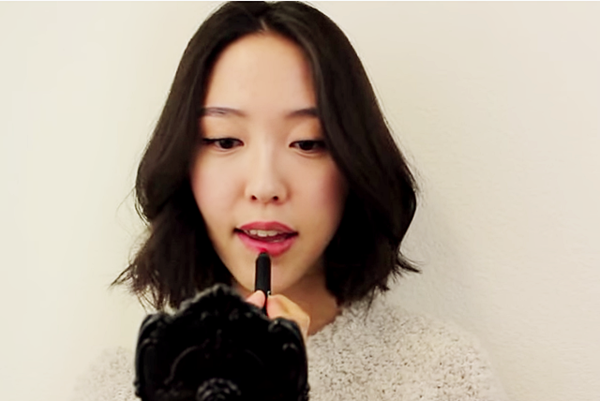 Trang điểm tạo điểm nhấn ở môi như "nàng thơ" Kiko Mizuhara ảnh 11