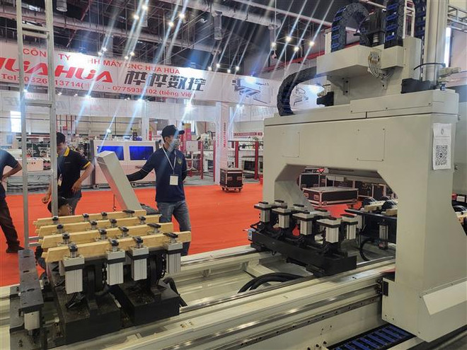 Khai mạc hội chợ máy và nguyên liệu gỗ quốc tế Bình Dương 2022 ảnh 2