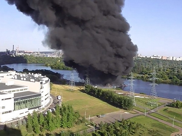 [Video] Kinh hoàng vụ nổ được miêu tả giống "chiến tranh hạt nhân" ảnh 1