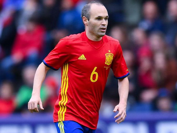 Người hùng thầm lặng Andres Iniesta của đội tuyển Tây Ban Nha ảnh 1