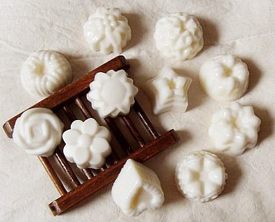 [Photo] Biến sữa mẹ thành những bánh xà phòng đáng yêu ảnh 1