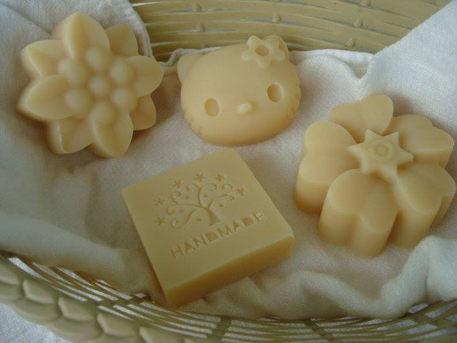 [Photo] Biến sữa mẹ thành những bánh xà phòng đáng yêu ảnh 4