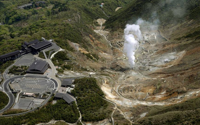 Nhật Bản nâng mức cảnh báo hoạt động núi lửa tại Hakone ảnh 1