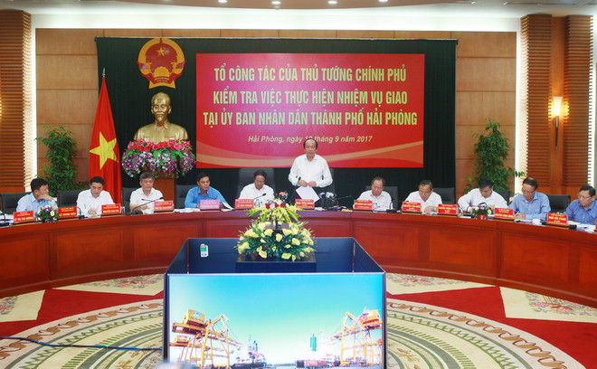 Kiểm tra hải quan chuyên ngành đang tạo ra một "rừng thủ tục" ảnh 2