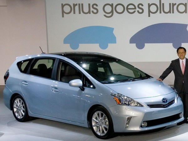 Toyota thu hồi hơn 600.000 xe lai chạy bằng xăng và điện ảnh 1