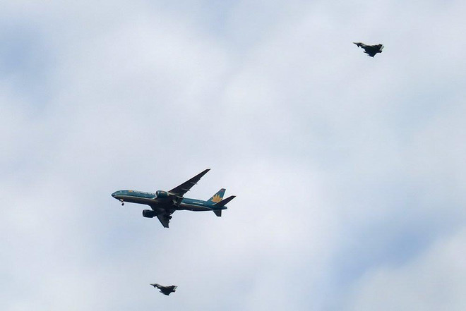 "Chiến đấu cơ tháp tùng chuyên cơ của Chủ tịch nước là ngoại lệ" ảnh 1