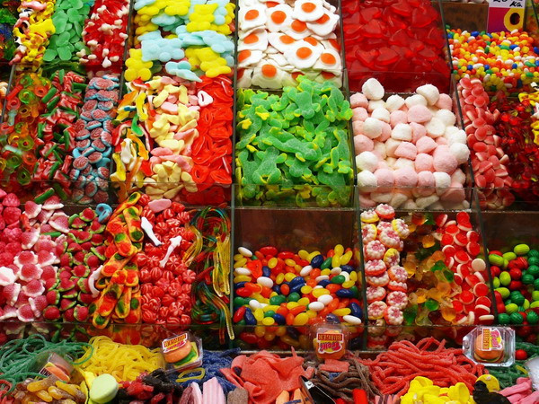 23 người ở Pakistan tử vong do ăn kẹo bị nghi chứa thuốc trừ sâu ảnh 1