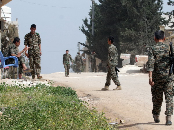 Ít nhất 12 người chết trong vụ đánh bom vào người Shi'ite ở Syria ảnh 1