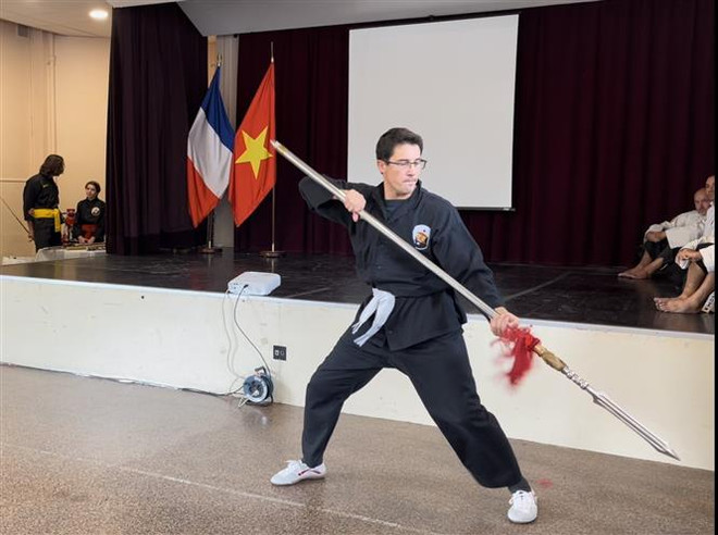 Sôi động Ngày hội đoàn hữu nghị và đoàn kết với Việt Nam tại Pháp ảnh 6