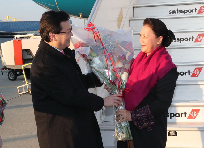 Chủ tịch Quốc hội Nguyễn Thị Kim Ngân đến Geneva tham dự IPU-138 ảnh 1