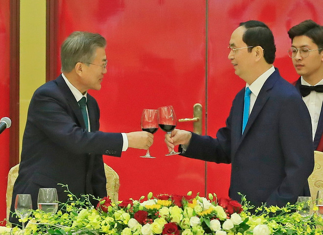 Tổng thống Hàn Quốc kết thúc chuyến thăm cấp Nhà nước tới Việt Nam ảnh 1