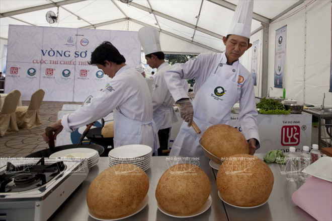 Khám phá ẩm thực Nam Bộ: Thưởng thức Bánh xôi chiên phồng ảnh 4