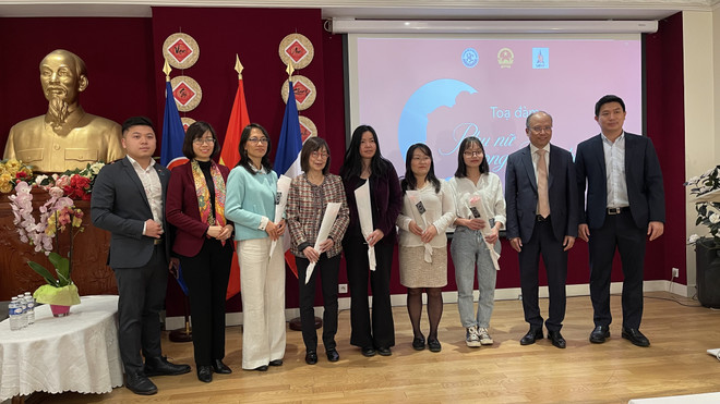 Tọa đàm, giao lưu các thế hệ nhà khoa học nữ Việt Nam tại Pháp ảnh 4