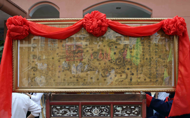 [Photo] Lễ trao tặng bản gốc Sắc phong tại Thừa Thiên-Huế ảnh 3