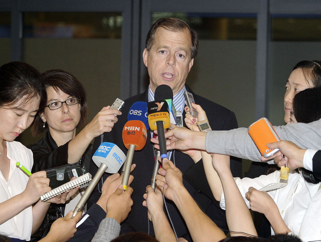 Mỹ, Trung bàn thảo về vấn đề phi hạt nhân hóa Triều Tiên ảnh 1