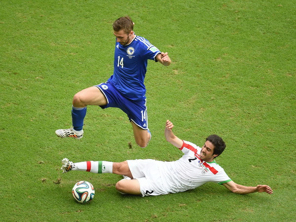 Lần đầu tiên Bosnia & Herzegovina đánh bại được Iran ảnh 1