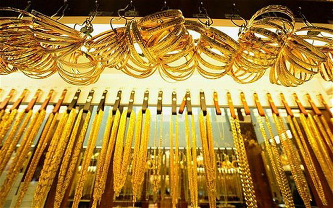 Giá vàng giảm 2% trong phiên thứ tư liên tiếp, đồng USD đi lên ảnh 1