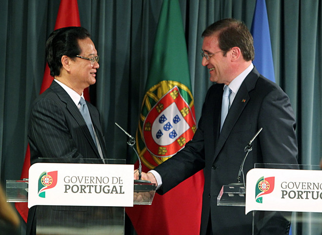 Thủ tướng Nguyễn Tấn Dũng hội đàm với Thủ tướng Bồ Đào Nha ảnh 1