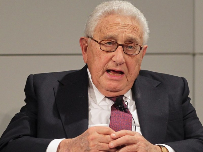Henry Kissinger: Mỹ từng muốn dạy Nga một bài học về Ukraine ảnh 1