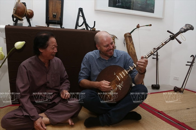 Chuyện xẩm - không gian thuần chất của âm nhạc truyền thống ảnh 9