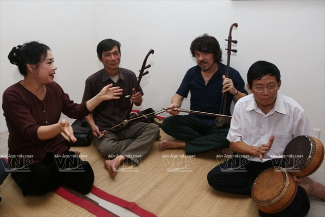 Chuyện xẩm - không gian thuần chất của âm nhạc truyền thống ảnh 8