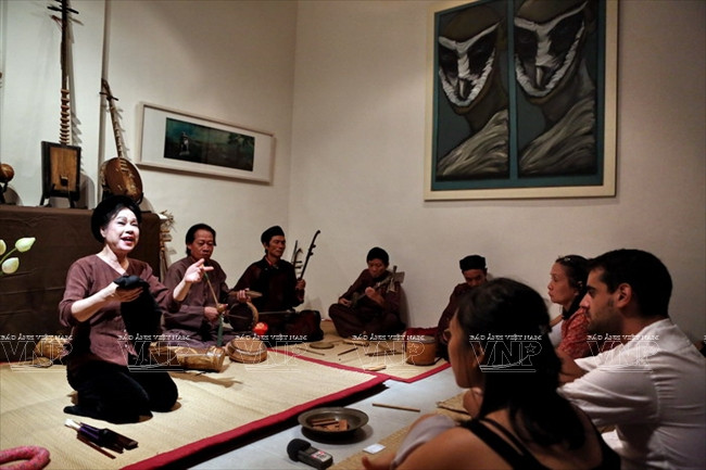 Chuyện xẩm - không gian thuần chất của âm nhạc truyền thống ảnh 6