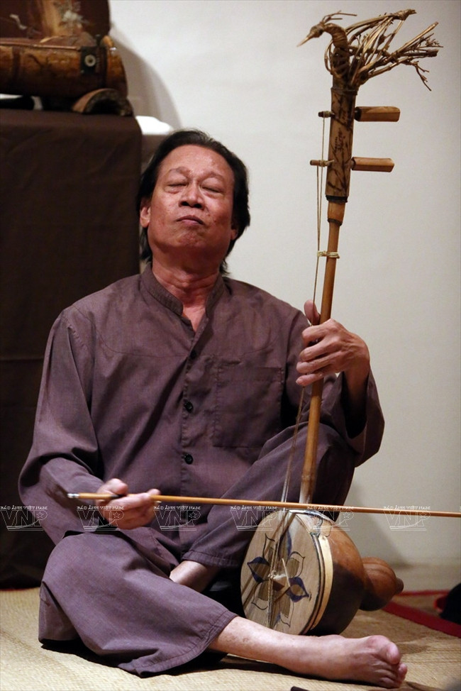 Chuyện xẩm - không gian thuần chất của âm nhạc truyền thống ảnh 2