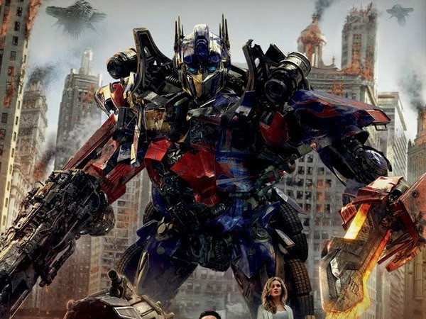 Đạo diễn Michael Bay: Transformers 4 là bản hùng ca đích thực ảnh 1