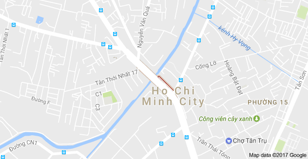 Xe bồn đâm hàng loạt xe ôtô đang dừng chờ tín hiệu đèn giao thông ảnh 1