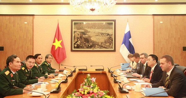 Thượng tướng Trương Quang Khánh tiếp Bộ trưởng Kinh tế Phần Lan. (Nguồn: Bộ Quốc phòng) Việt Nam-Phần Lan chia sẻ về xây lực lượng gìn giữ hòa bình ảnh 1