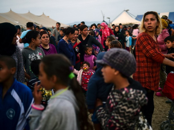 Hơn 6.000 người di cư đến Italy và Hy Lạp trong 3 ngày qua ảnh 1