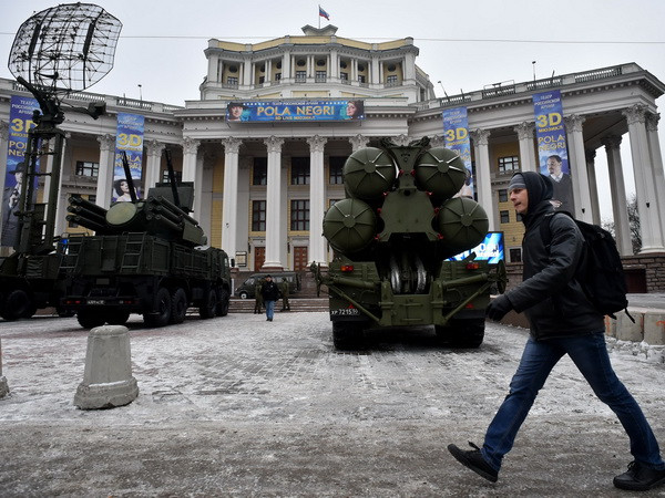 Iran và Nga đàm phán việc bãi bỏ vụ kiện chuyển giao S-300 ảnh 1