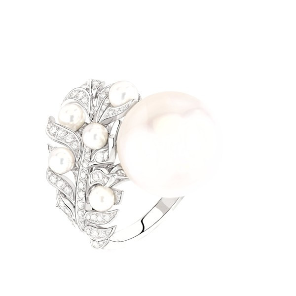 Keira Knightley diện bộ trang phục “trong mơ” của hãng Chanel ảnh 8