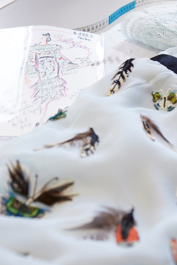 Keira Knightley diện bộ trang phục “trong mơ” của hãng Chanel ảnh 4