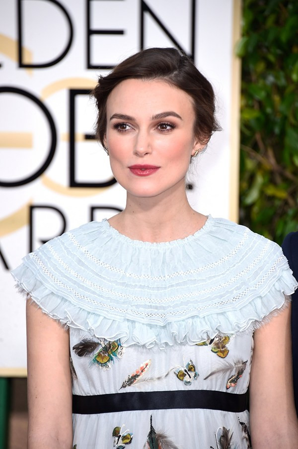 Keira Knightley diện bộ trang phục “trong mơ” của hãng Chanel ảnh 6