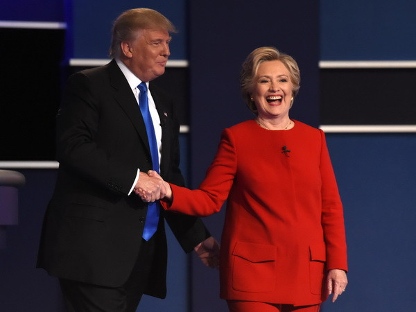 Bà Clinton thể hiện xuất sắc ở cuộc tranh luận tay đôi đầu tiên ảnh 1