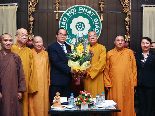 Ông Nguyễn Thiện Nhân, Ủy viên Bộ Chính trị, Chủ tịch UBTW Mặt trận Tổ quốc Việt Nam, Phó Thủ tướng Chính phủ đến thăm Trung ương Giáo hội Phật giáo Việt Nam. (Ảnh: Nguyễn Dân/TTXVN) TW Mặt trận Tổ quốc làm việc với Giáo hội Phật giáo ảnh 1