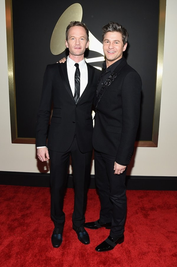 Muôn vẻ thời trang được các "sao" phô diễn trên thảm đỏ Grammy 2015 ảnh 21