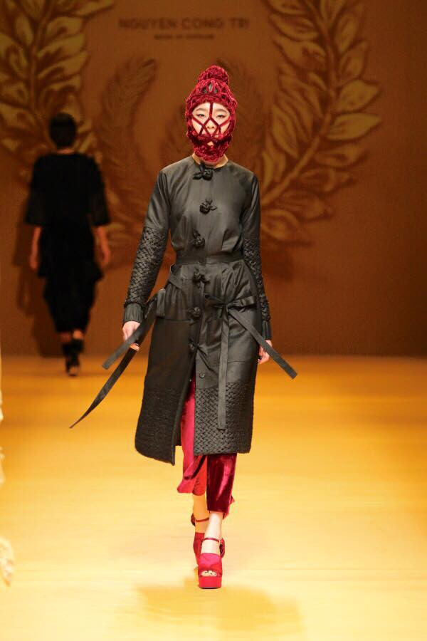 NTK Công Trí mang "lúa Việt" đi trình diễn ở Tuần lễ thời trang Tokyo ảnh 8