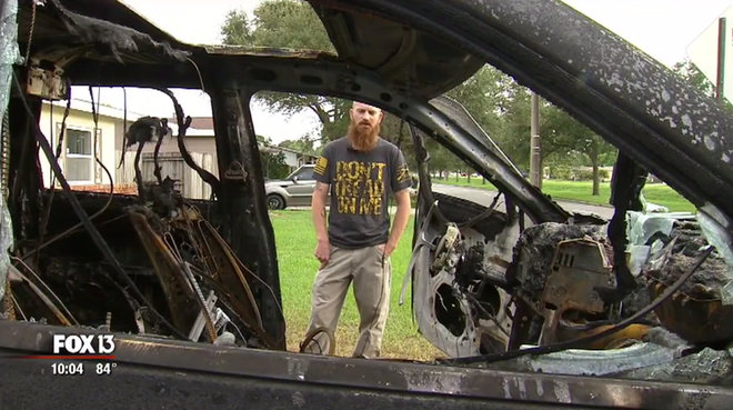 Note 7 phát nổ thiêu trụi một xe jeep và một gara ở Mỹ ảnh 2