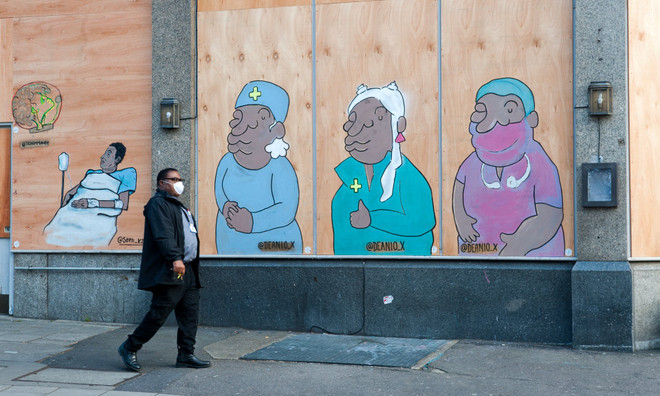 Người da màu, thiểu số ở Anh có nguy cơ cao tử vong do COVID-19 ảnh 1