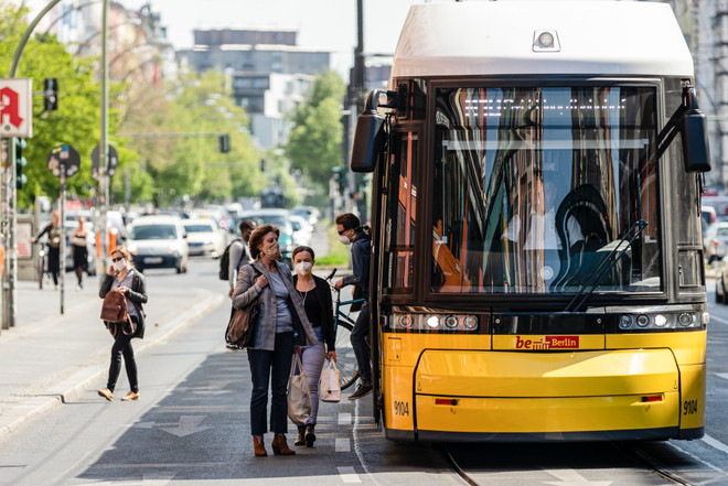 Chính phủ Đức tiếp tục nới lỏng các biện pháp giãn cách xã hội ảnh 1