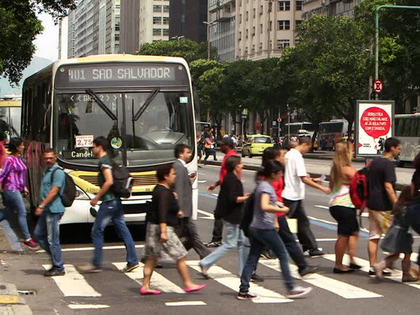 Brazil giảm nợ 50 tỷ USD cho các bang để hỗ trợ dịch vụ công cộng ảnh 1