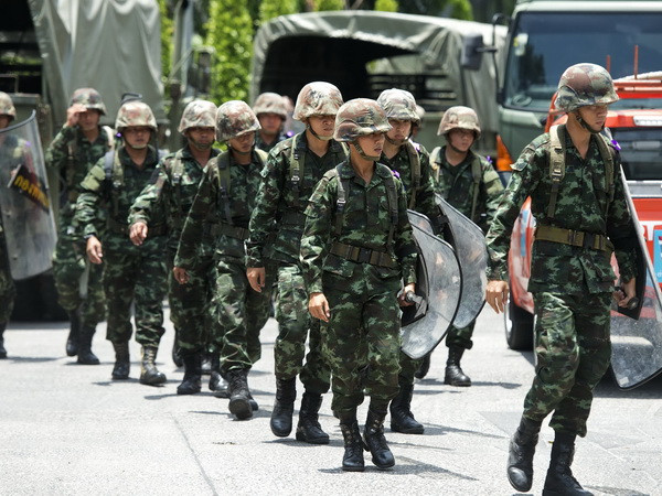 Tư lệnh Lực lượng vũ trang Thái Lan tuyên bố ủng hộ chính phủ ảnh 1