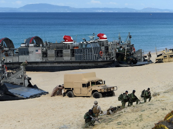 Ba Lan thống nhất đăng cai hội nghị thượng đỉnh NATO 2016 ảnh 1