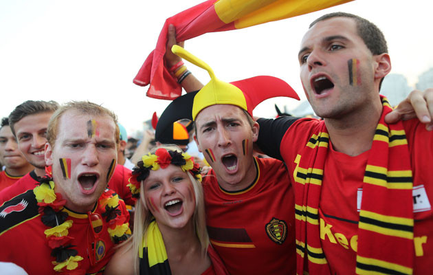 EURO 2016: Cổ động viên nước nào "chịu chơi" nhất? ảnh 1