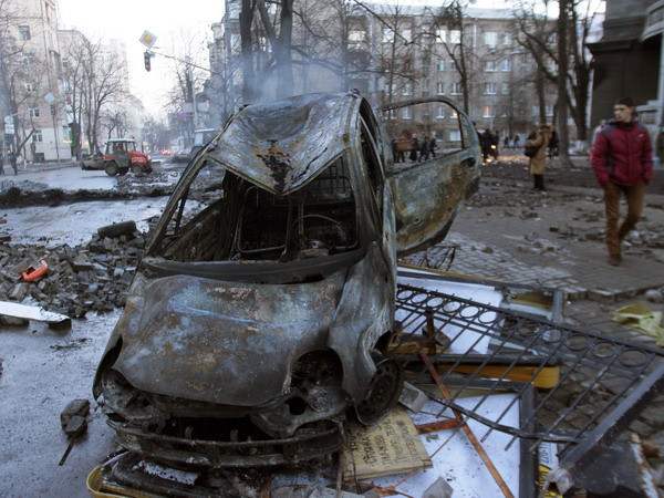 Cảnh sát Ukraine tiến hành một cuộc tấn công mới ảnh 1