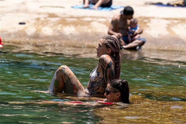 Mỹ: Báo động "bỏng nắng" khi hơn 5.000 kỷ lục nhiệt độ bị phá vỡ ảnh 2