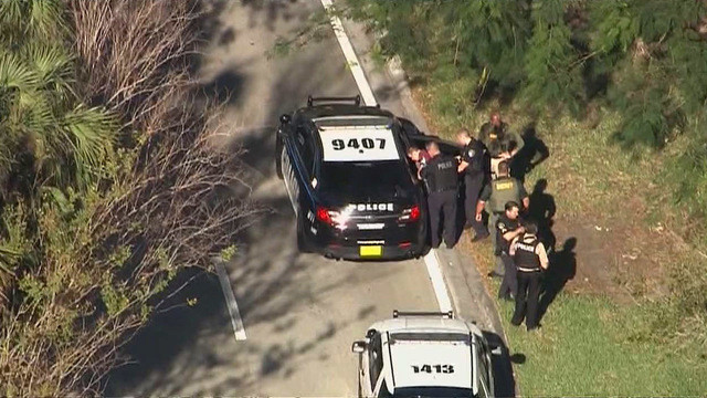 Vụ xả súng ở Florida: Tổng thống Mỹ chia buồn với gia đình nạn nhân ảnh 1