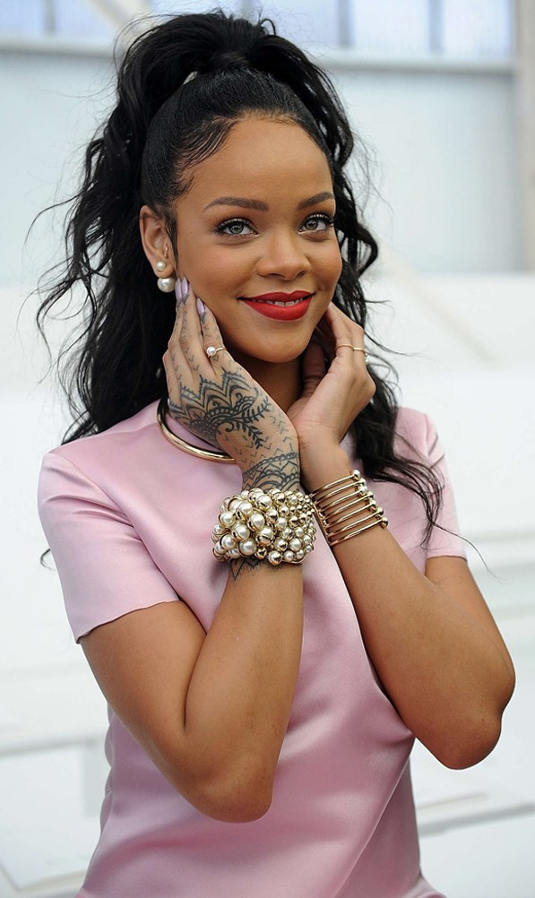 Rihanna "ma mị" trong chiến dịch quảng cáo mới nhất của Dior ảnh 7